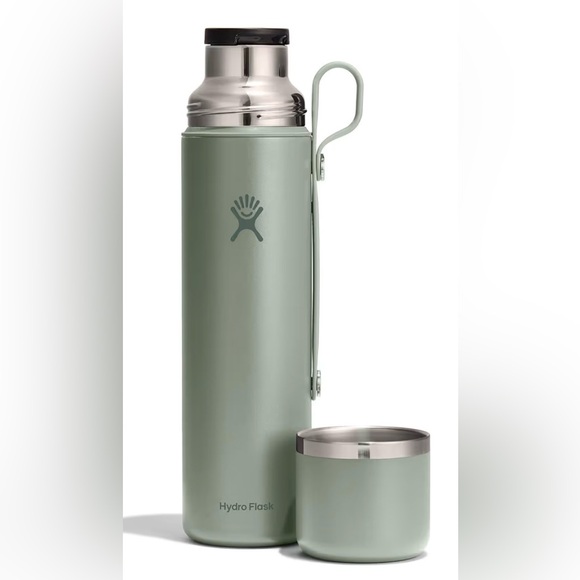 Hydro Flask Insulated Thermos Bottle with cup - Picture 7 of 8